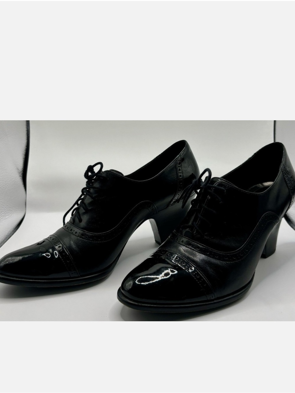 Via Spiga Black Leather & Patent Brogue Oxford Heels 8.5